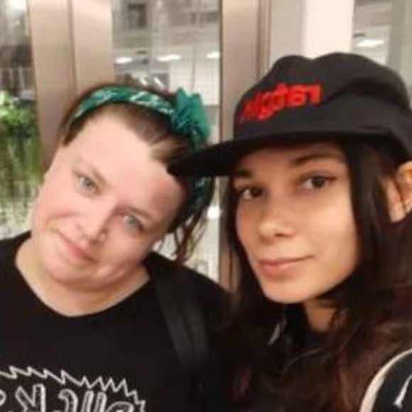 Meet your Posher, Lindsay - Picture 1 of 1